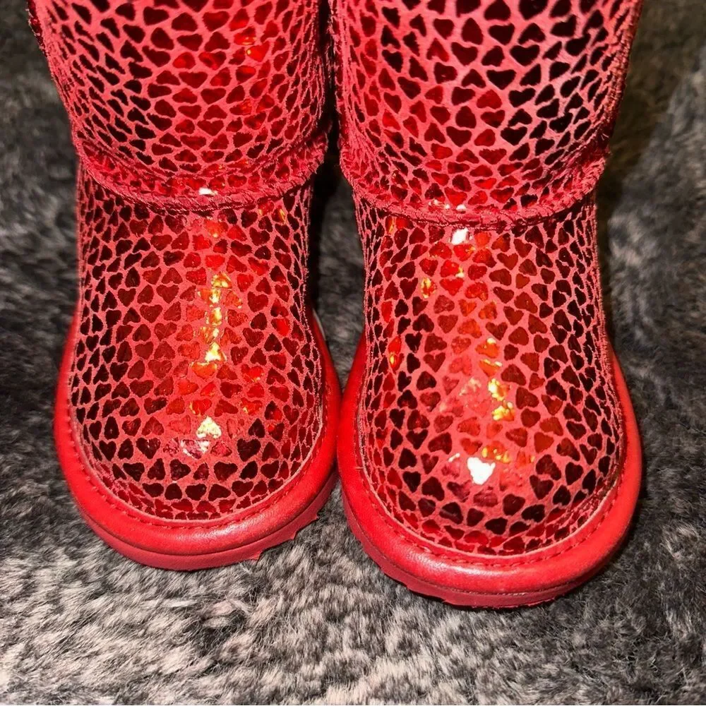 UGG Red Classic 2 Gel Hearts Boot Youth Sz 6 Girly Winter Valentines Indie Sweet